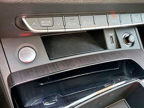 Certified 2023 Audi Q5 2.0T Premium w/ Convenience Package image 29