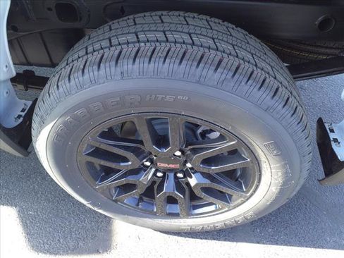 New 2025 GMC Sierra 1500 Pro w/ Graphite Edition image 24