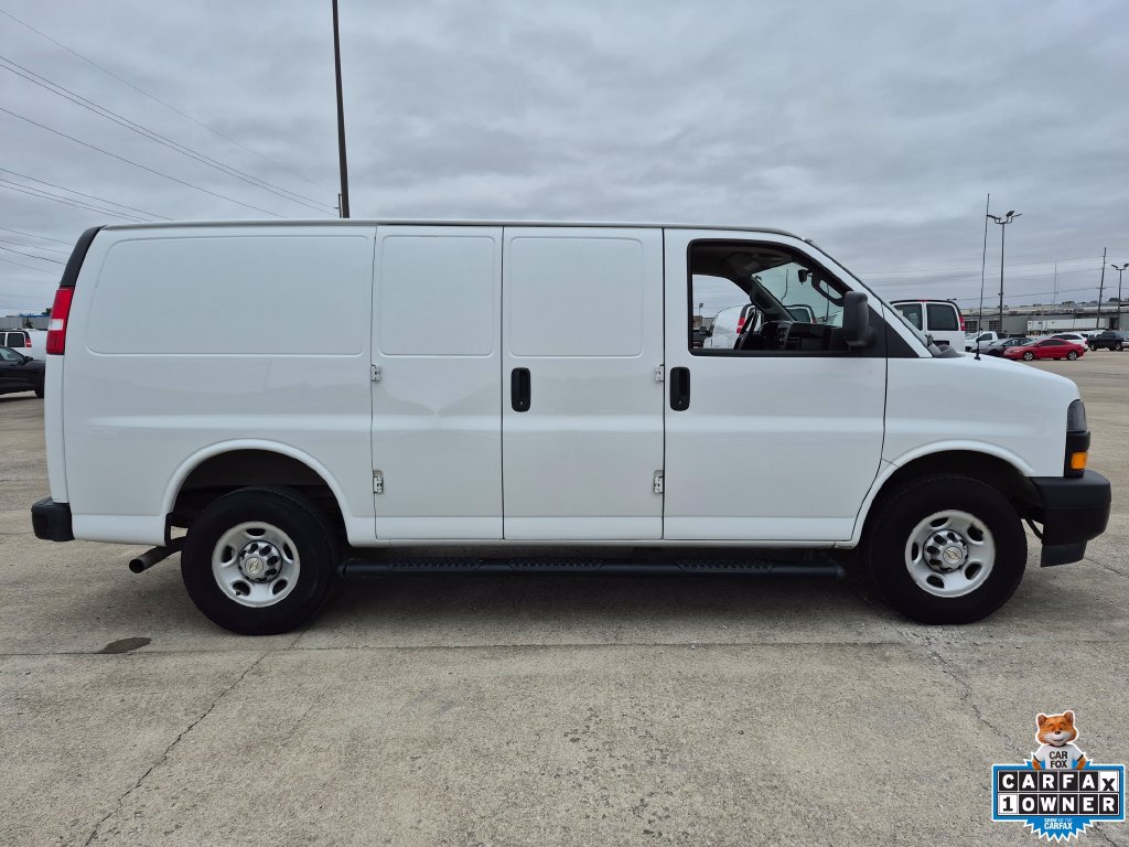 Used 2021 Chevrolet Express 2500 w/ Driver Convenience Package RWD image 8