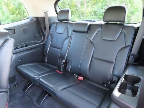 Certified 2024 Kia Telluride SX Prestige w/ Towing Package AWD/4WD image 35