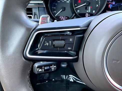 Used 2022 Porsche Macan GTS image 20