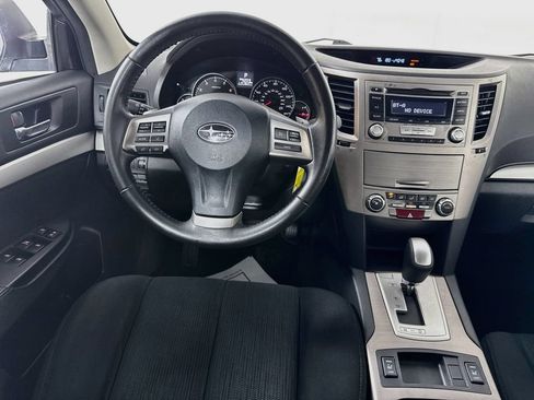 Used 2013 Subaru Legacy 2.5i Premium w/ All-Weather Pkg AWD/4WD image 25