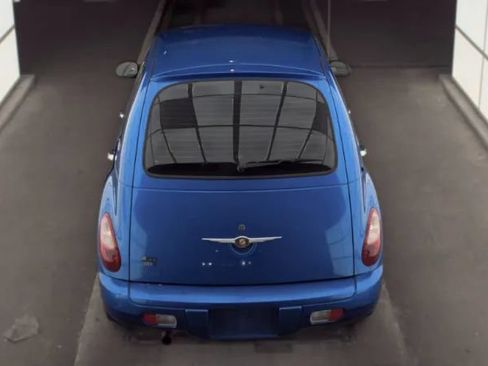 Used 2006 Chrysler PT Cruiser Touring FWD image 4