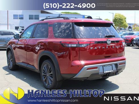 New 2026 Nissan Pathfinder SL w/ SL Premium Package AWD/4WD image 9