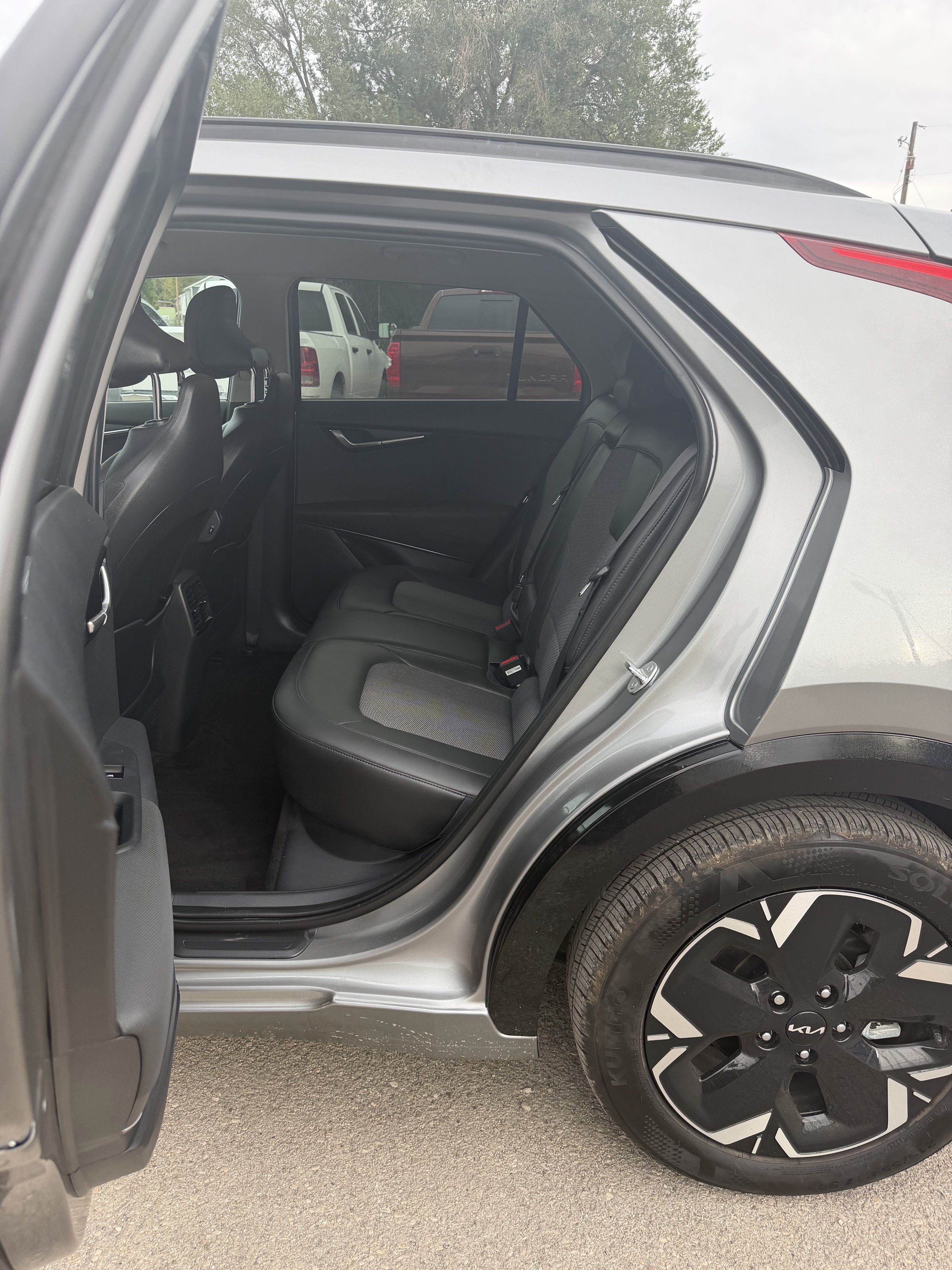 Used 2024 Kia Niro Wind FWD image 18