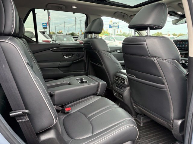 Used 2024 Honda Pilot Elite image 14
