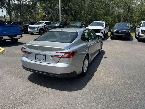Used 2026 Toyota Camry LE FWD image 10