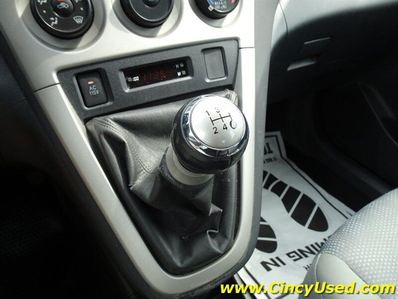 Used 2010 Toyota Matrix S w/ Sport Pkg FWD image 18
