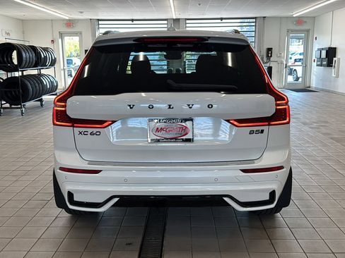 New 2026 Volvo XC60 B5 Ultra w/ Protection Package Premier AWD/4WD image 6