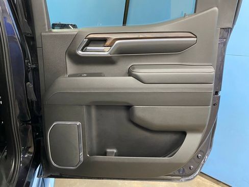 Used 2022 GMC Sierra 1500 SLT w/ SLT Convenience Package image 44