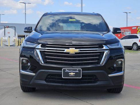 Certified 2023 Chevrolet Traverse LT FWD image 6