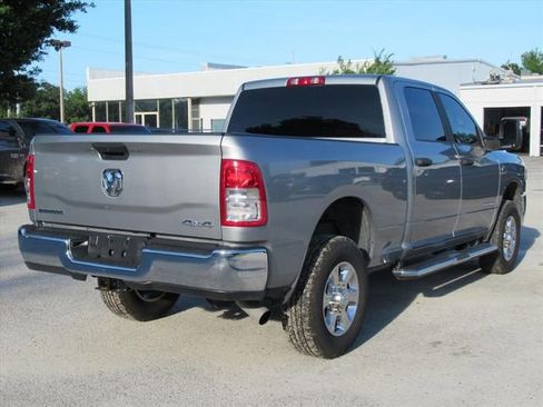 Used 2024 RAM 2500 Big Horn AWD/4WD image 4