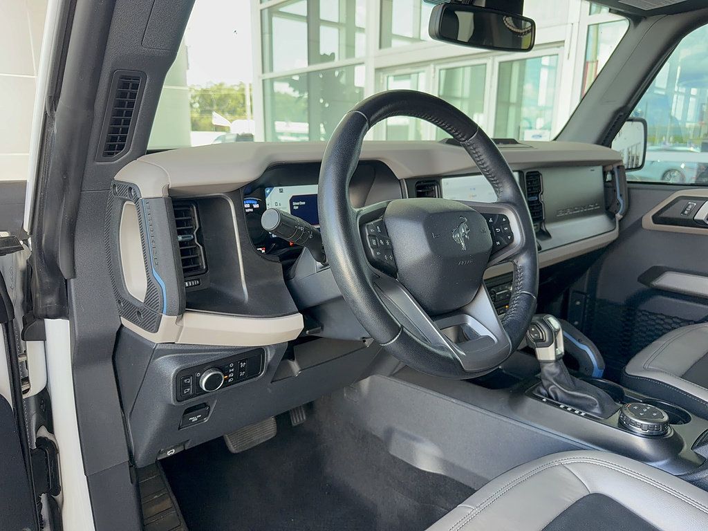 Used 2023 Ford Bronco Wildtrak AWD/4WD image 11