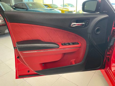 Used 2016 Dodge Charger SRT Hellcat w/ Harman/Kardon Audio Group image 13