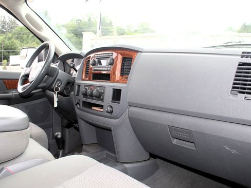 Used 2006 Dodge Ram 2500 Truck SLT w/ Trailer Tow Group AWD/4WD image 16