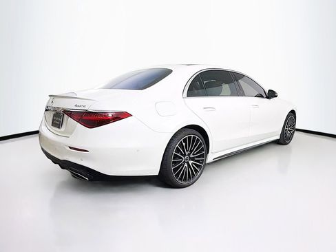 Certified 2022 Mercedes-Benz S 500 4MATIC image 7