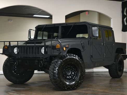 Used 1990 HUMMER H1 image 4