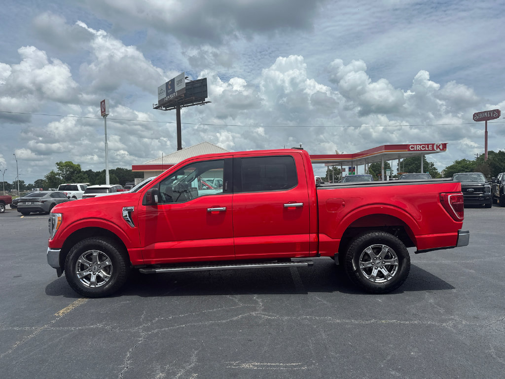 Used 2022 Ford F150 XLT w/ Equipment Group 302A High AWD/4WD image 4