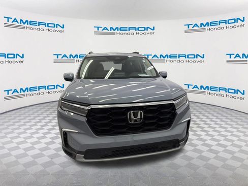 Used 2023 Honda Pilot Touring image 8