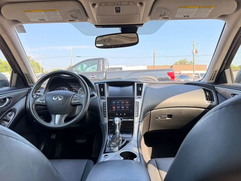 Used 2017 INFINITI Q50 2.0t w/ Moonroof Package AWD/4WD image 15