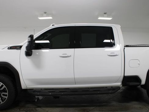 Used 2022 GMC Sierra 2500 AT4 w/ AT4 Preferred Package image 6