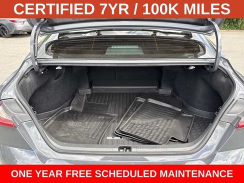Used 2025 Toyota Camry SE w/ Convenience Package FWD image 12