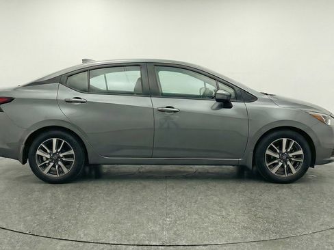 Used 2025 Nissan Versa SV FWD image 11