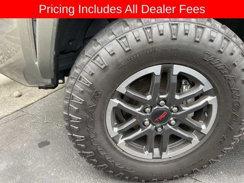 Used 2024 Toyota Tacoma TRD Sport AWD/4WD image 2