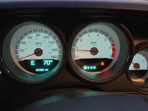 Used 2009 Dodge Challenger R/T image 24