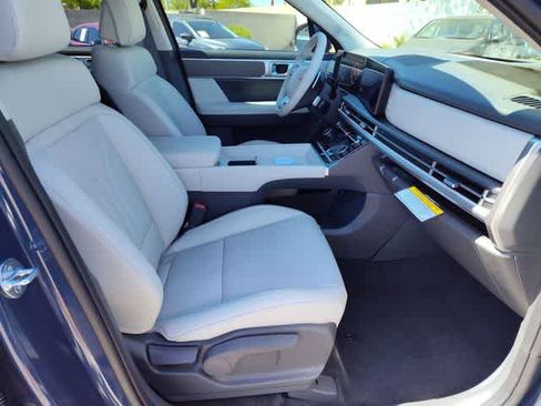 New 2026 Hyundai Santa Fe SEL FWD image 18