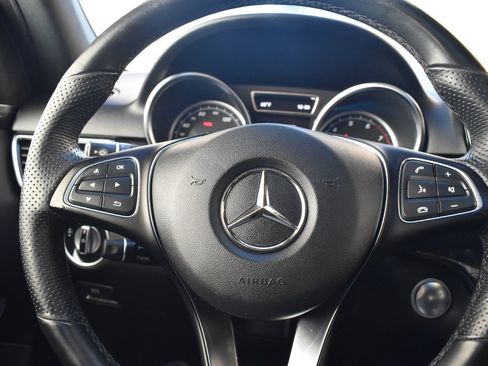 Used 2018 Mercedes-Benz GLE 350 w/ Premium 1 Package image 26