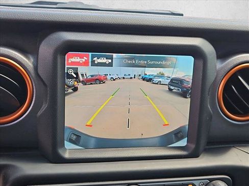 Used 2021 Jeep Gladiator Mojave AWD/4WD image 13