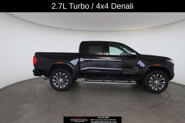 Used 2025 GMC Canyon Denali AWD/4WD image 23