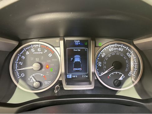 Used 2023 Toyota Tacoma Trail Edition image 24