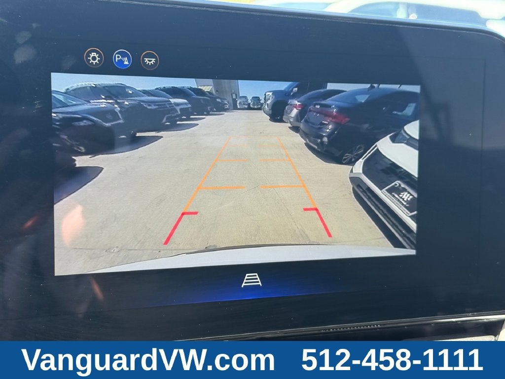 Used 2026 Chevrolet Equinox LT AWD/4WD image 19