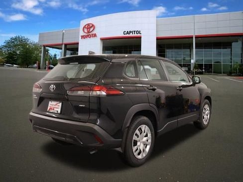 New 2026 Toyota Corolla Cross L image 2