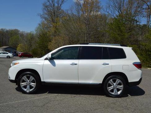 Used 2013 Toyota Highlander Limited image 69