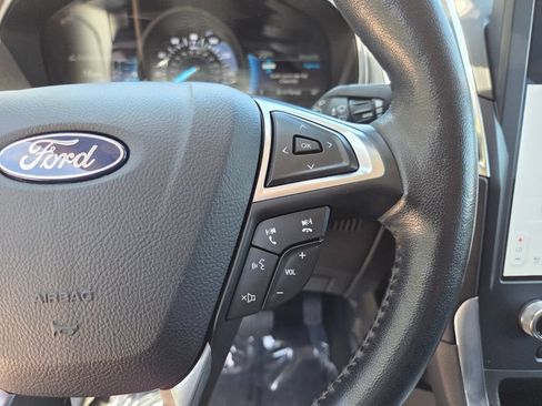 Used 2023 Ford Edge Titanium AWD/4WD image 34