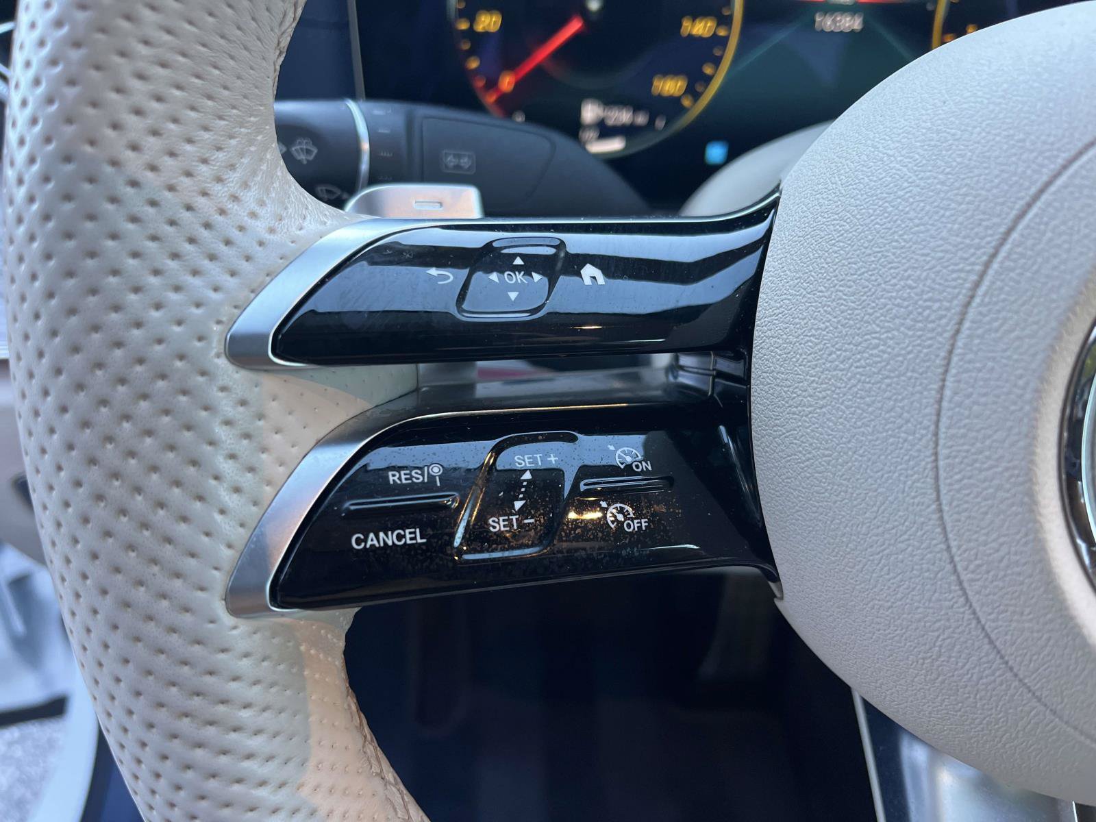 Certified 2023 Mercedes-Benz E 450 Cabriolet image 36