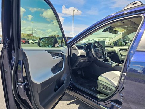 Used 2024 Toyota RAV4 Limited w/ Advanced Technology Package AWD/4WD image 18