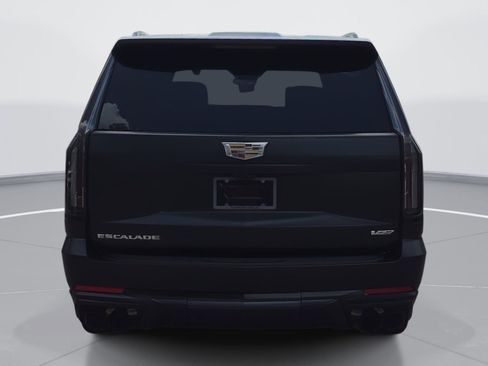 Used 2025 Cadillac Escalade V AWD/4WD image 4