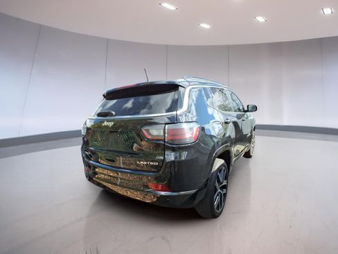 Used 2025 Jeep Compass Limited w/ Elite Group image 4