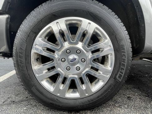 Used 2013 Ford F150 Platinum image 12