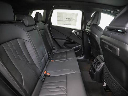 New 2026 BMW X3 xDrive30 w/ Convenience Package image 27