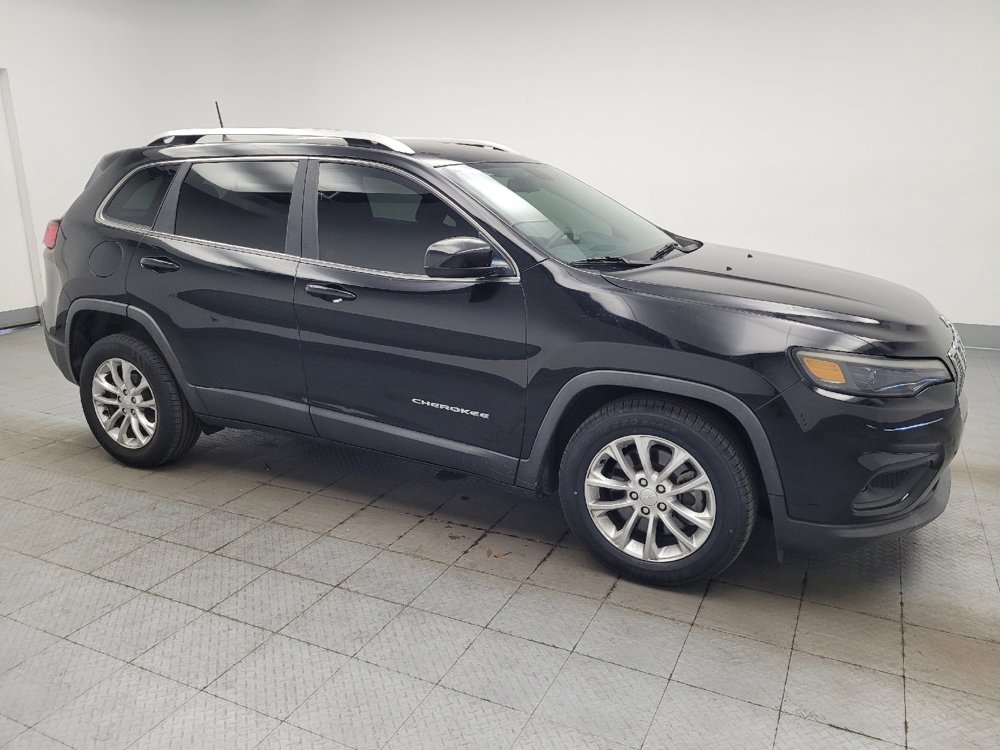 Used 2019 Jeep Cherokee Latitude w/ Popular Appearance Group FWD image 11