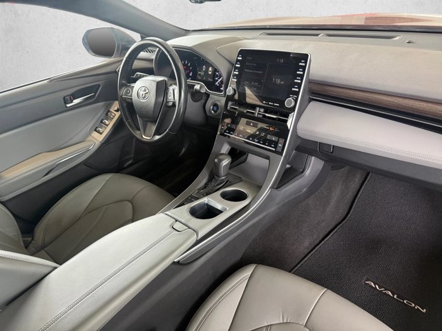 Used 2019 Toyota Avalon XLE w/ Moonroof Package FWD image 20
