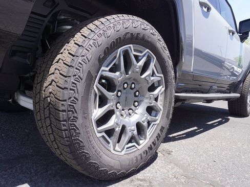 New 2025 GMC Hummer EV 3X image 6