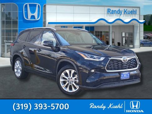 Used 2023 Toyota Highlander Limited AWD/4WD image 1