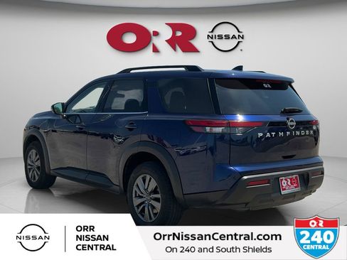 Used 2025 Nissan Pathfinder SV FWD image 7