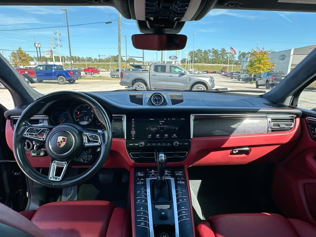 Used 2020 Porsche Macan Turbo AWD/4WD image 3